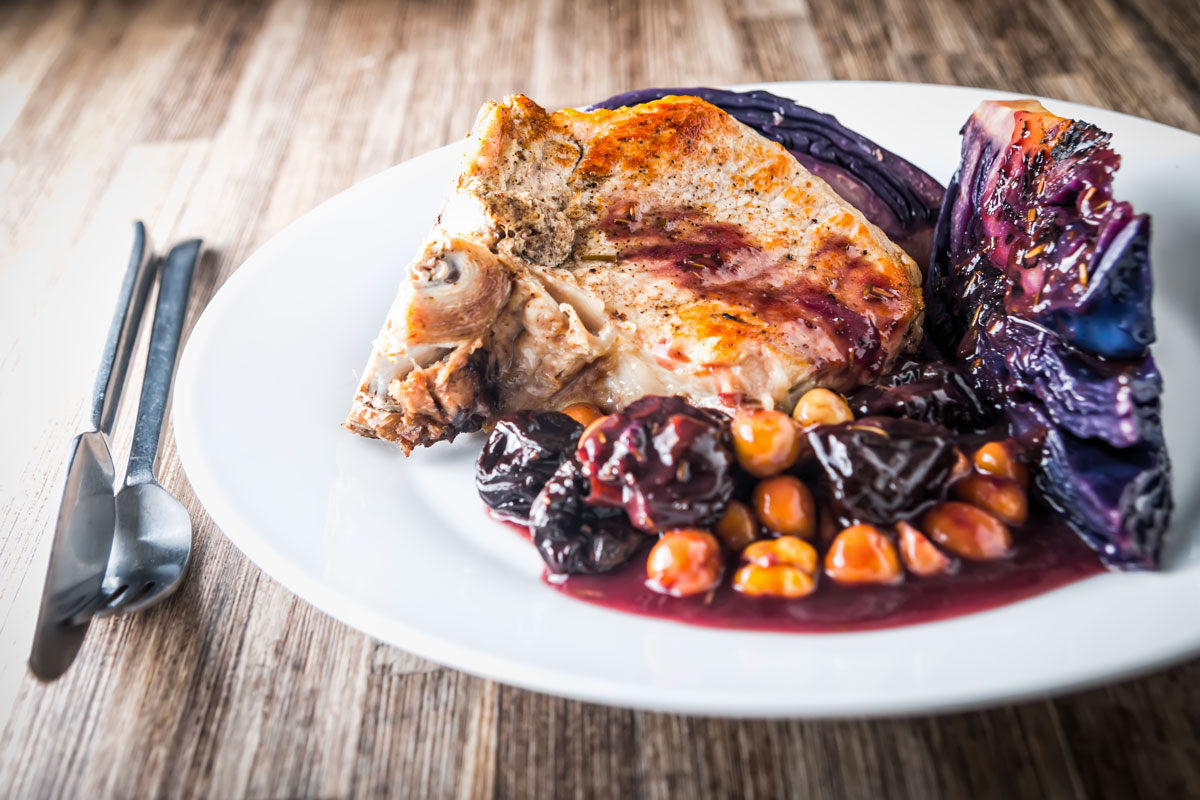 Getting one pot meals in a pressure cooker right can be a challenge and this InstantPot Pork Chop with Red Cabbage and Prunes recipe is all right and some!