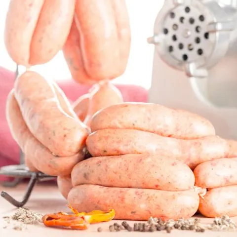 Making sausages guarantees that you only get the very best meat and flavours you want, why settle for anything less?