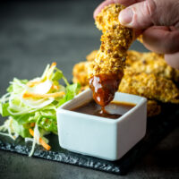 These Baked Hazelnut Chicken Tenders come bundled with a Spicy Dipping Sauce and can be munched on just 25 minutes after opening your cupboard!