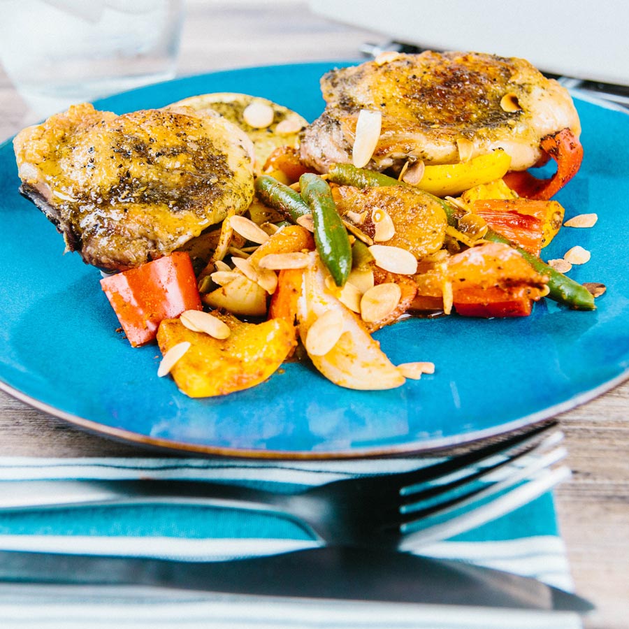 Spiced Baked Bell Pepper Chicken This spiced baked bell pepper chicken is so easy it hurts and is packed with North African and Persian flavours providing a ray of winter sunshine!
