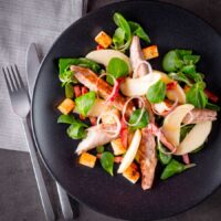Apple and Mackerel are a wonderful combination and bacon makes everything better so this smoked mackerel salad with apple and bacon has you covered!