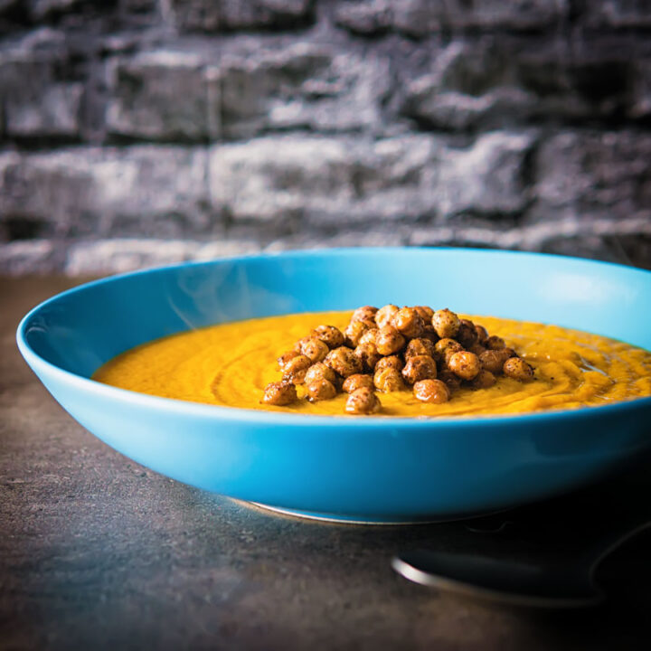 This roasted carrot soup is loaded with wonderfully spicy North African flavours and is topped with crispy sumac coated chickpeas!