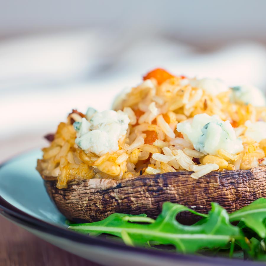 These easy stuffed mushrooms are a great way to use up leftover rice and create a fantastic meal from store cupboard ingredients, these feature roasted red peppers, sun dried tomatoes and Roquefort cheese.