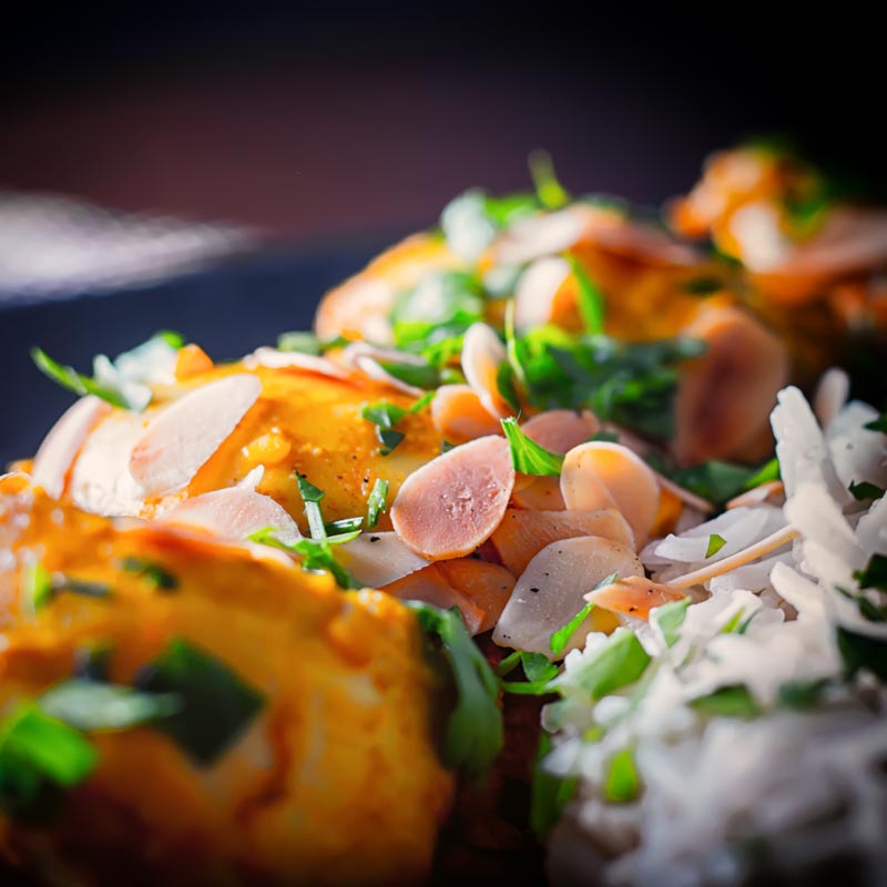 A chicken pasanda is a relatively mild ‘Mughal’ curry loaded with yoghurt and almond and is one of my absolute favourites.
