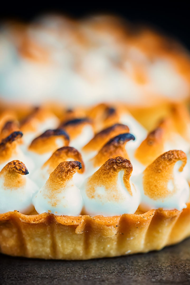 Make this mouth-watering individual lemon meringue pie for dessert tonight, this is a dessert for one so you can indulge your sweet tooth without sharing! I can not even tell you how great this flaky pastry is.