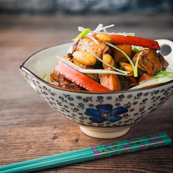 This mango chicken stir fry is a mish mash of South East Asian and Chinese influences, it is sweet and sour and on your table in just 25 minutes!