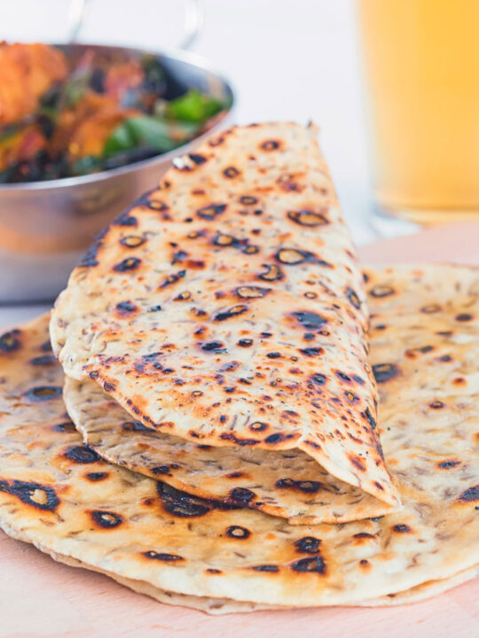 Indian food without bread seems empty, so knock up an easy batch of Indian chapati bread next time you are making a curry! #indian #indianfood