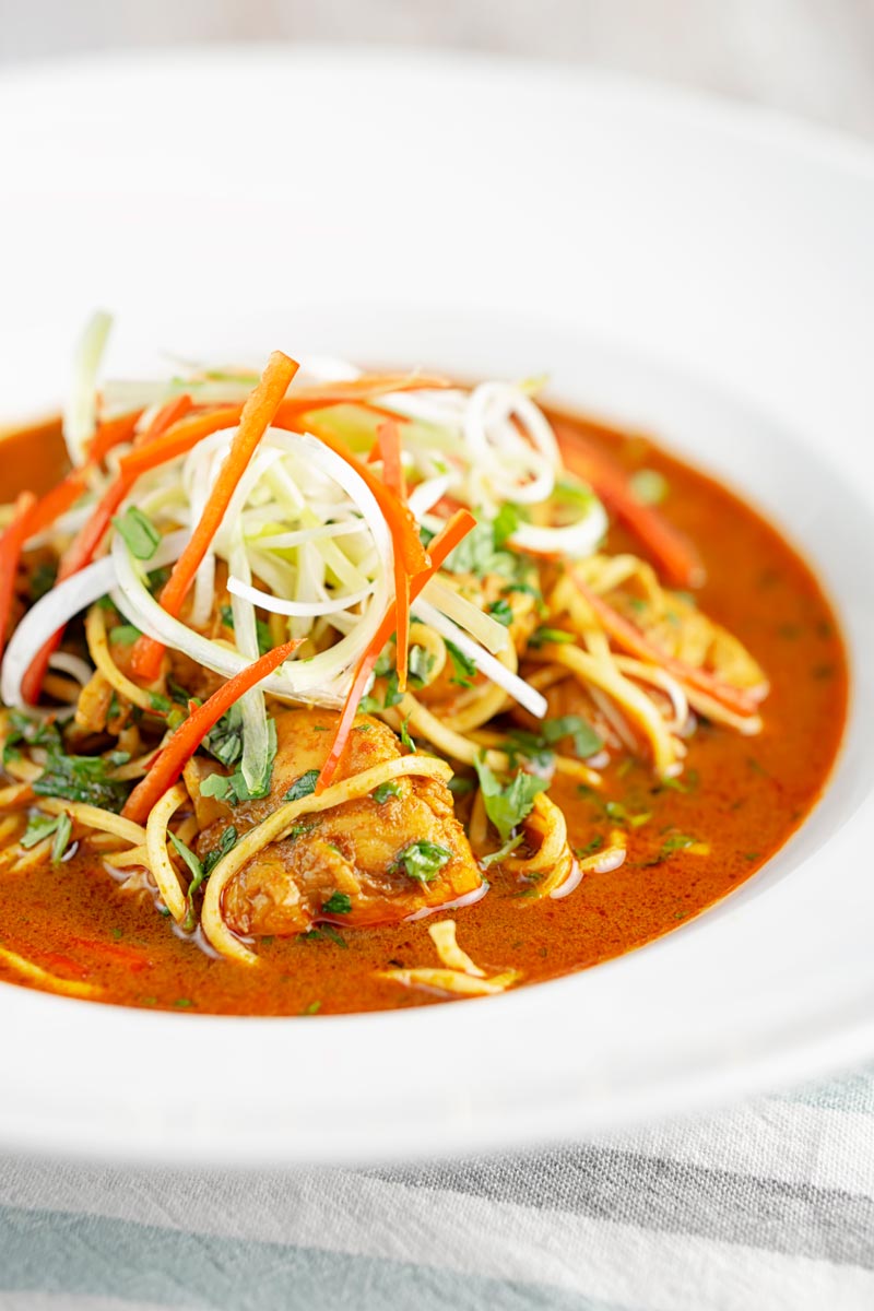 Quick & Spicy Thai Chicken Noodle Soup - Krumpli