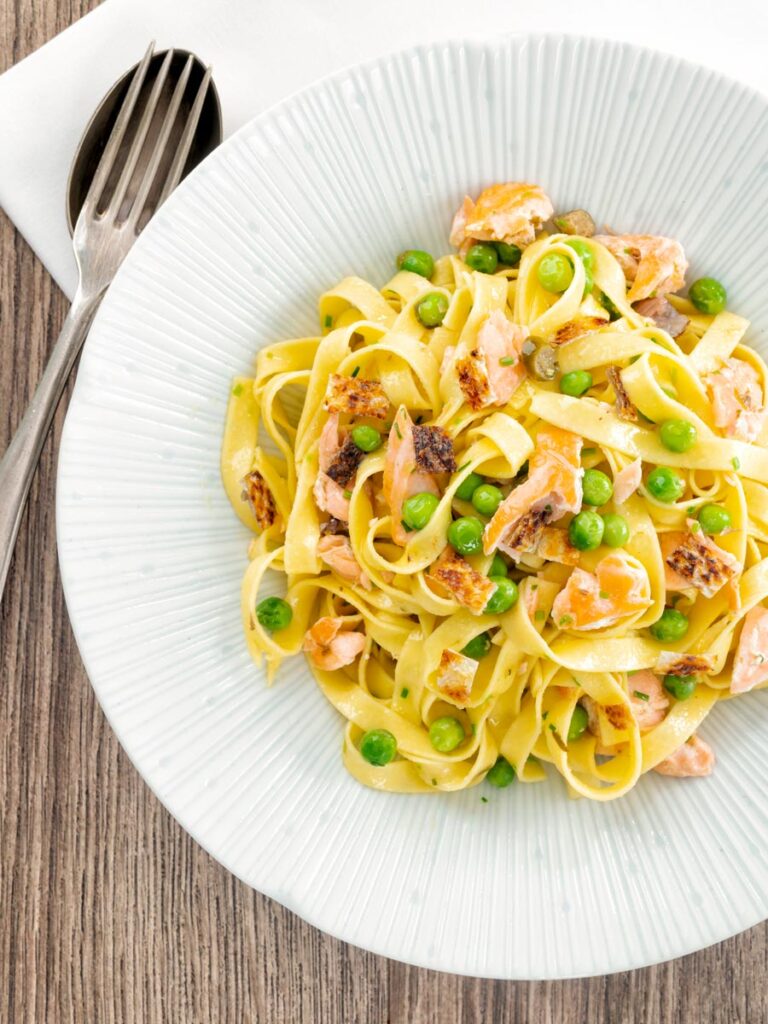 Salmon and Pea Pasta with Capers - Krumpli