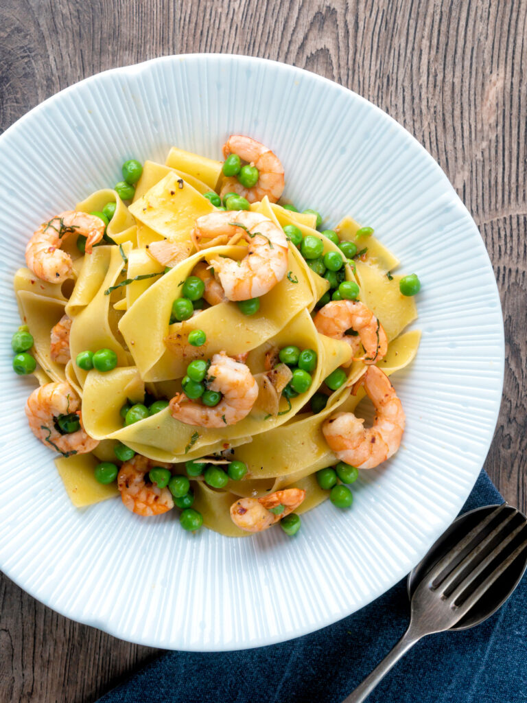 Prawn and Pea Pasta Under 20 Minutes Krumpli