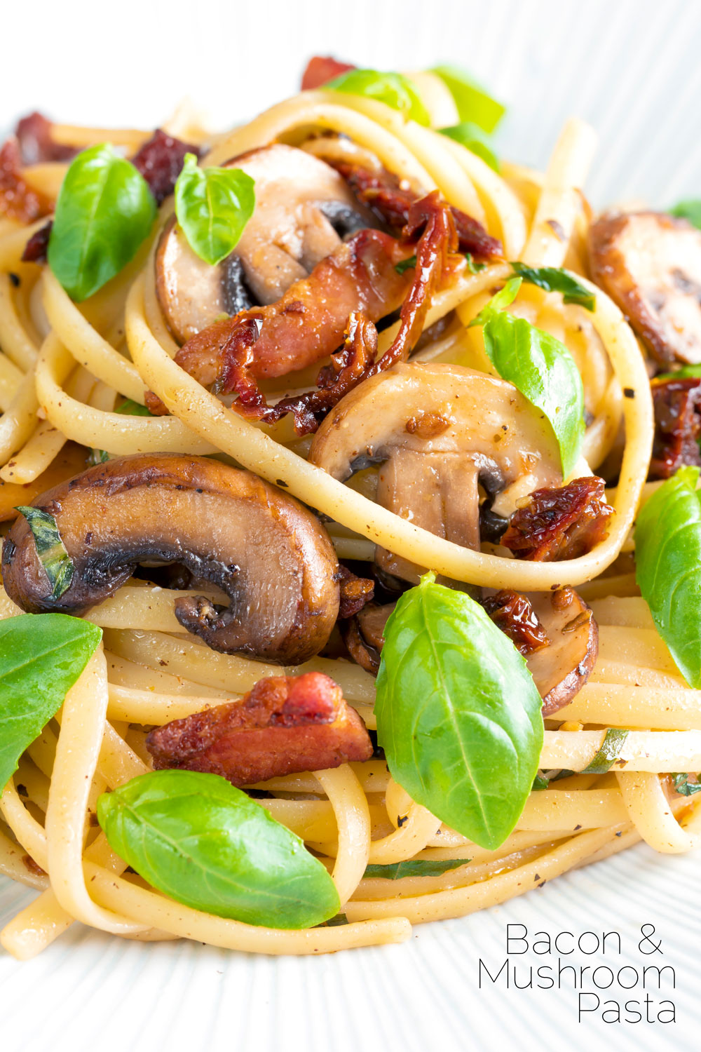 Bacon and Mushroom Pasta with Sundried Tomatoes - Krumpli