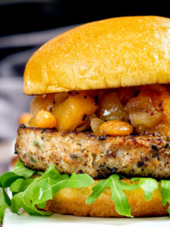 Pork and apple burgers served with rocket and apple chutney.