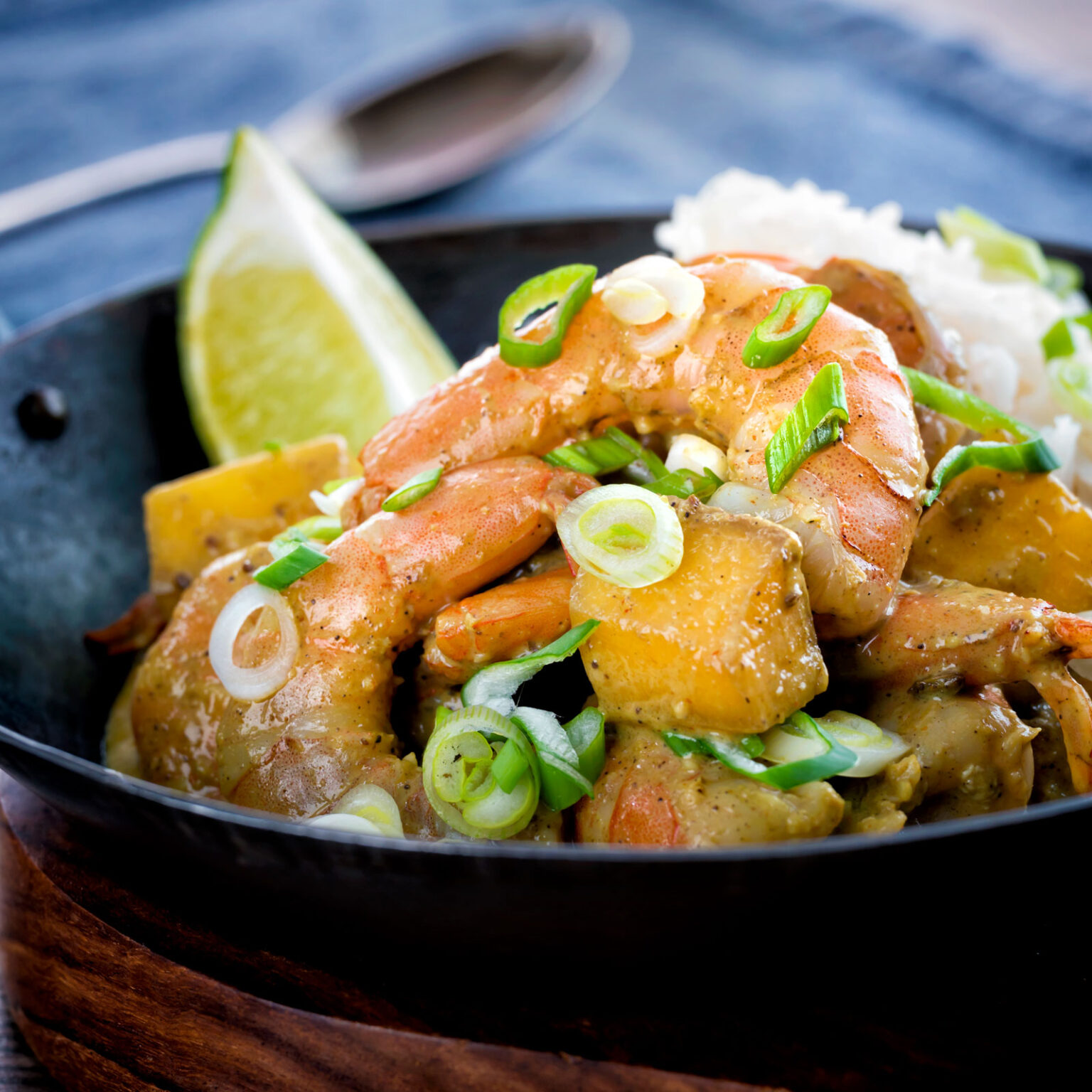 Prawn and Mango Curry with Coconut Milk - Krumpli