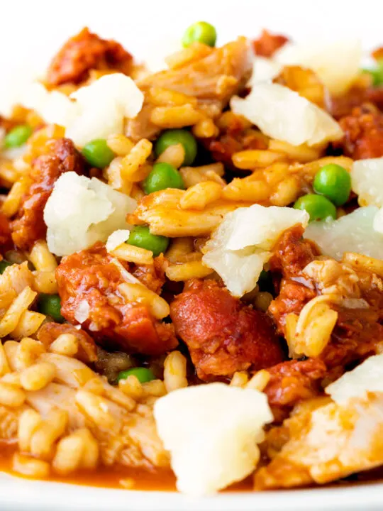 Easy Chicken and Chorizo Risotto - Easy Peasy Foodie