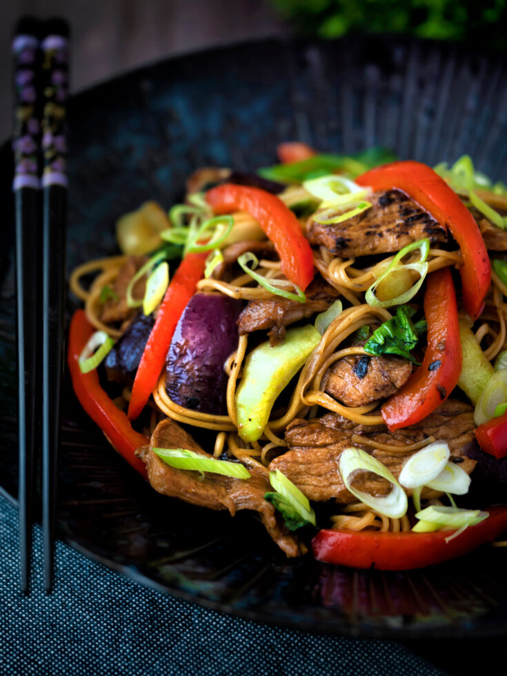 Hoisin Pork Stir Fry with Noodles - Krumpli