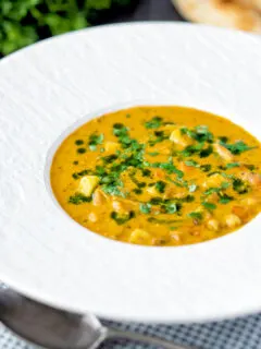 Chicken mulligatawny soup with coconut milk.