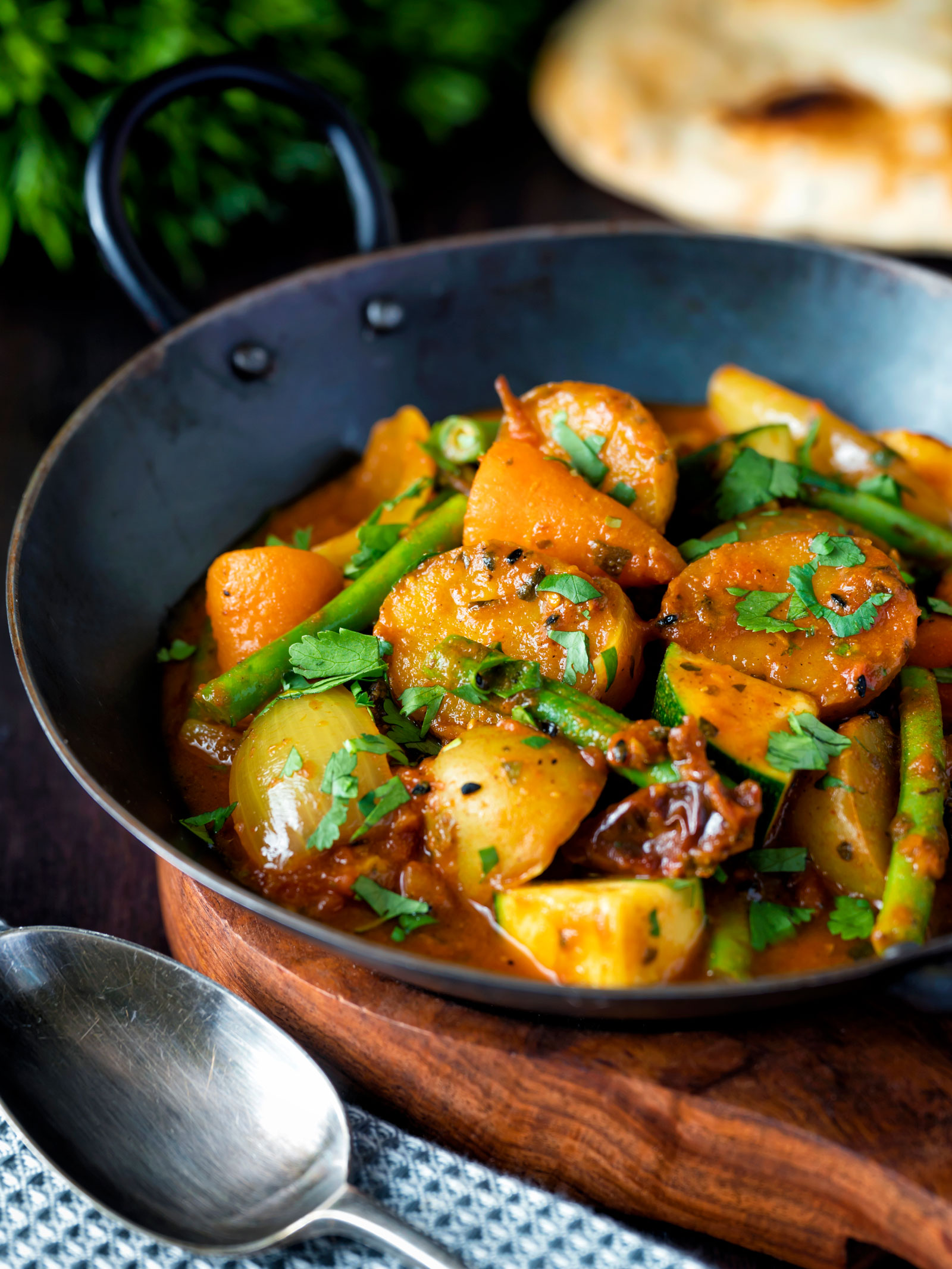 Vegetable Karahi Curry Easy, Delicious and Vegan - Krumpli