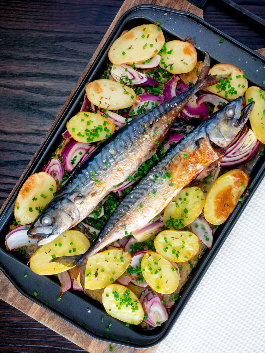 Baked Mackerel with Potatoes and Onions Krumpli
