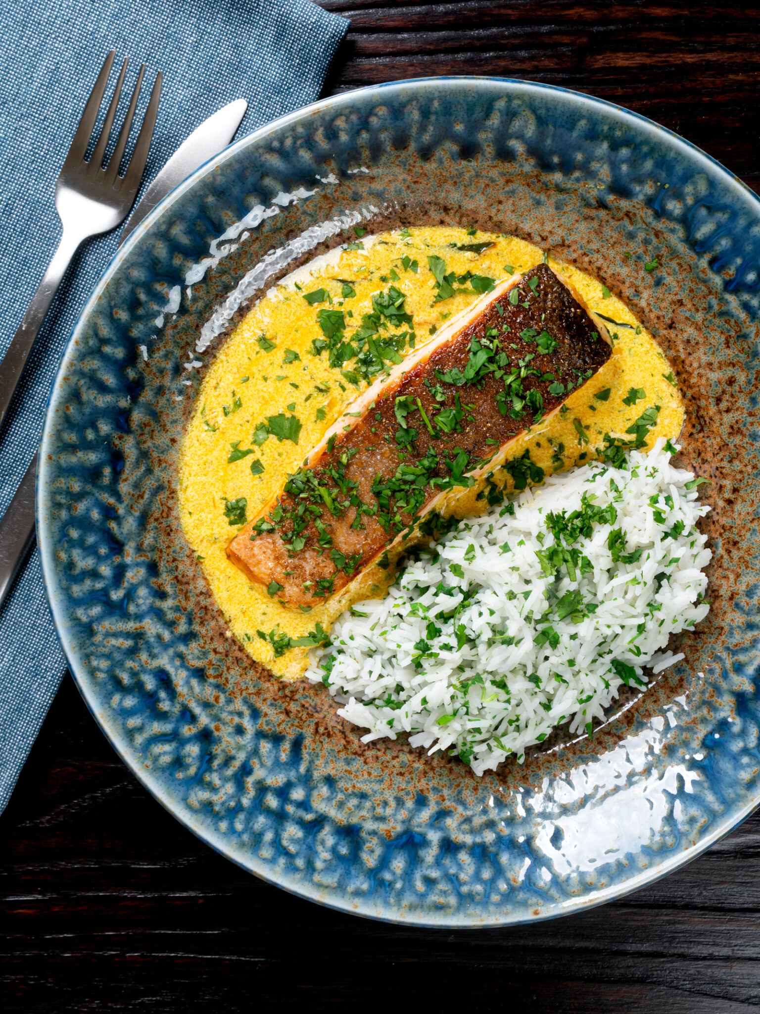 Indian Salmon Curry with Yoghurt Sauce - Krumpli