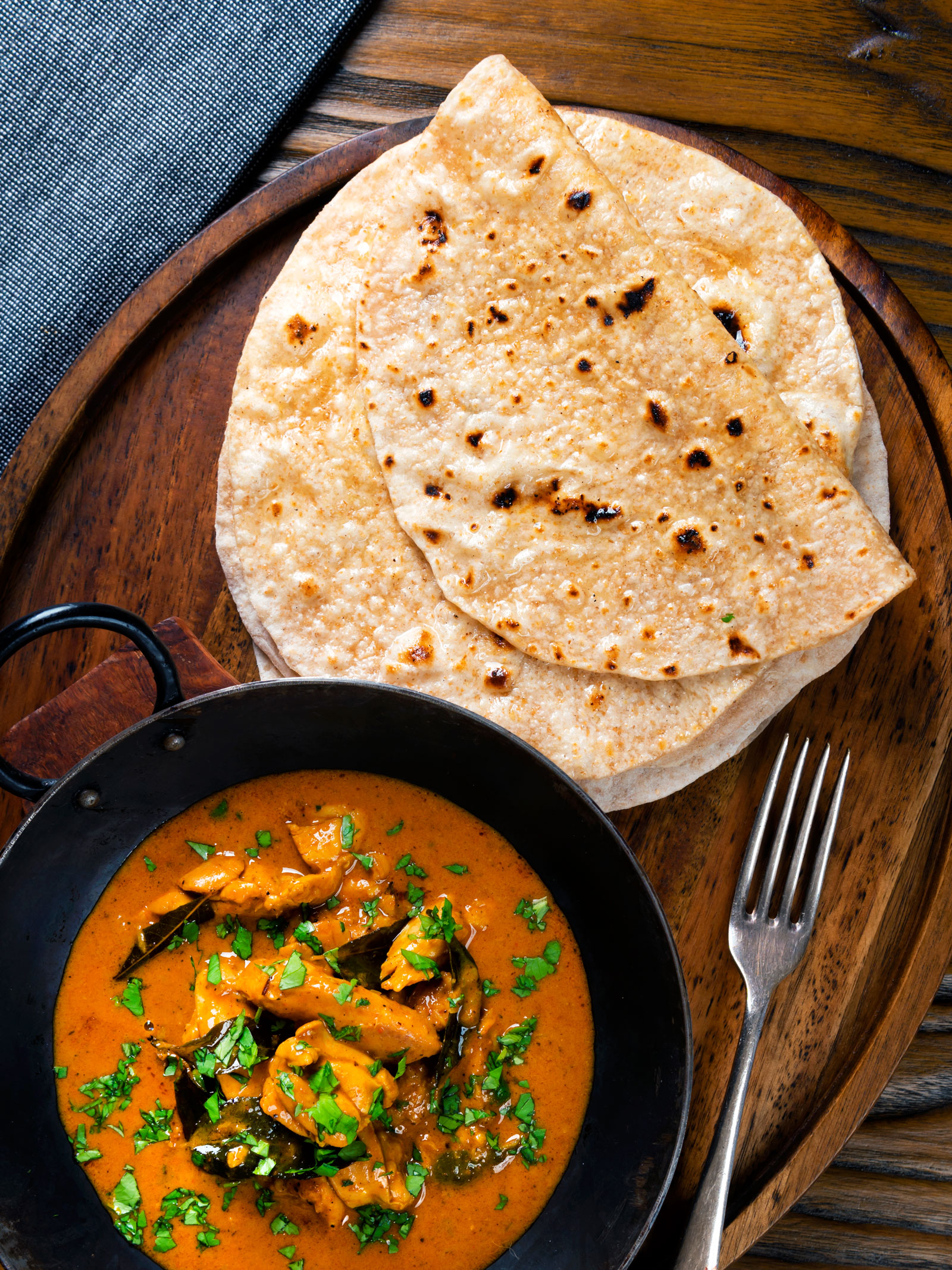 Indian-Style Tawa Chicken Curry With Roti