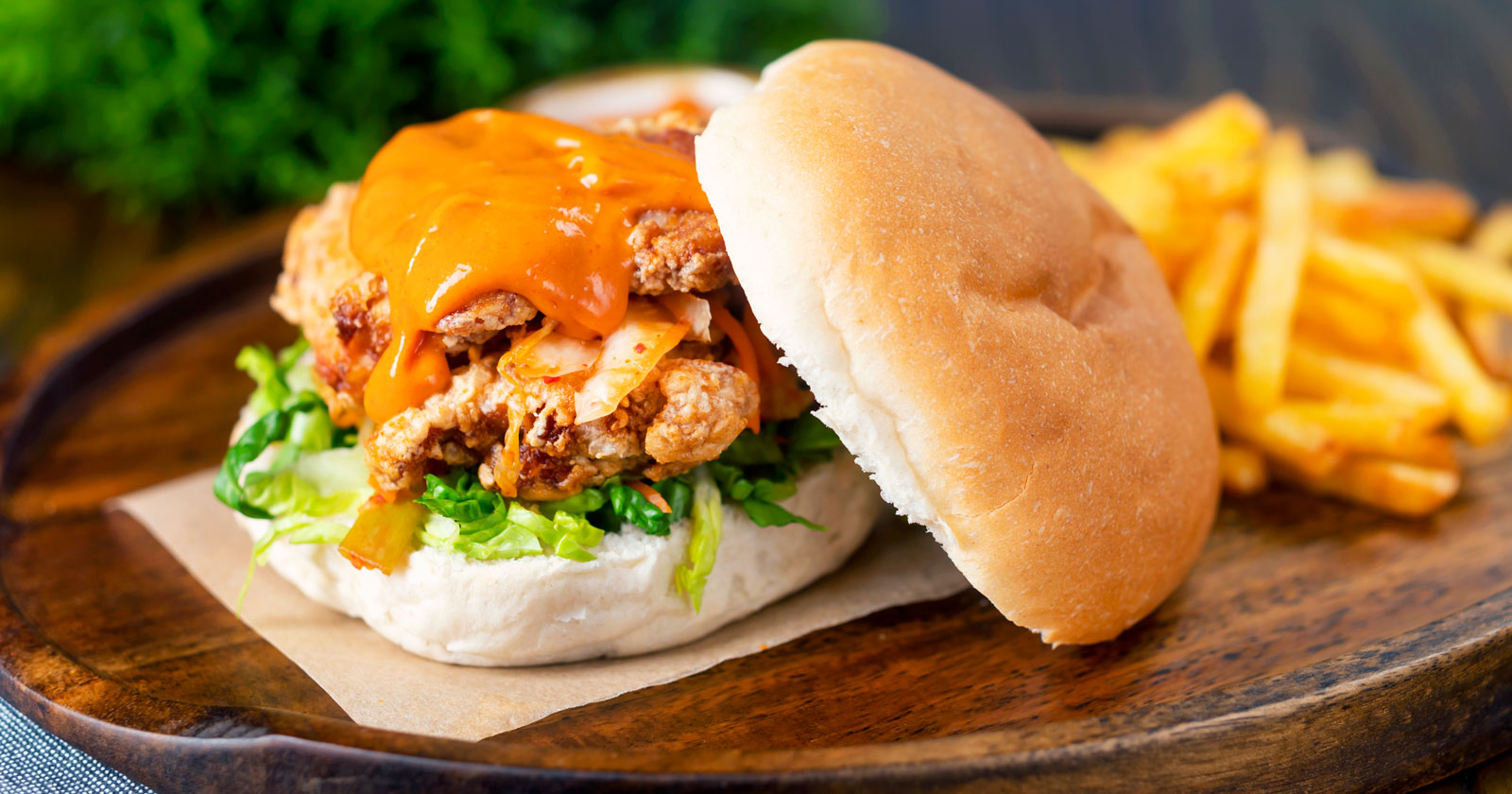 Korean Fried Chicken Burger with Gochujang Mayo - Krumpli