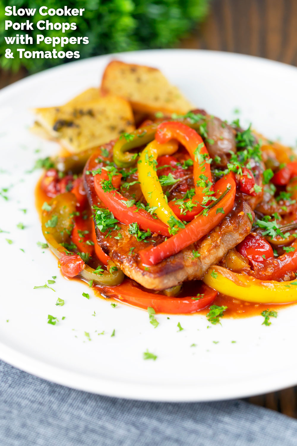 Slow Cooker Pork Chops with Peppers and Tomatoes Krumpli
