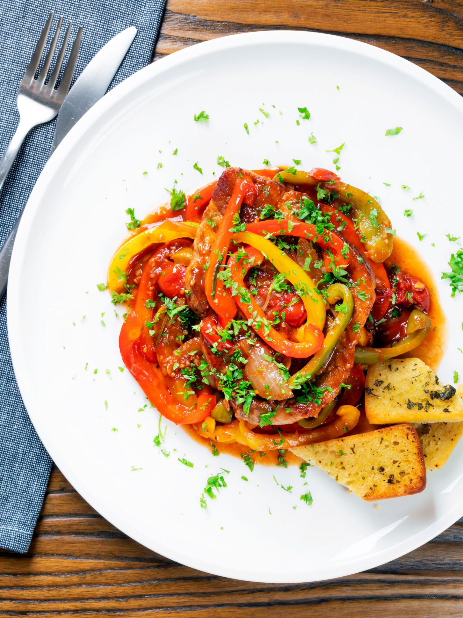 Slow Cooker Pork Chops with Peppers and Tomatoes Krumpli