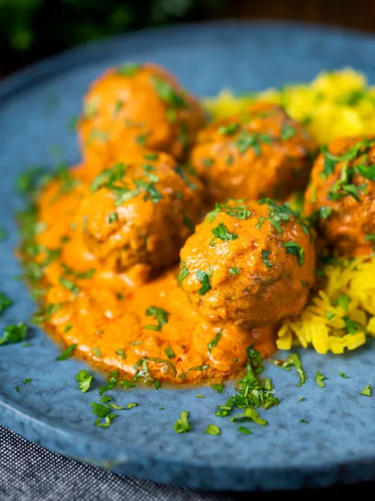 Venison meatballs in an Indian-style yoghurt-based curry sauce with pilau rice.