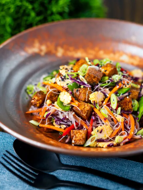 Crispy soy sauce tofu and rice vermicelli noodle salad with lots of veggies.