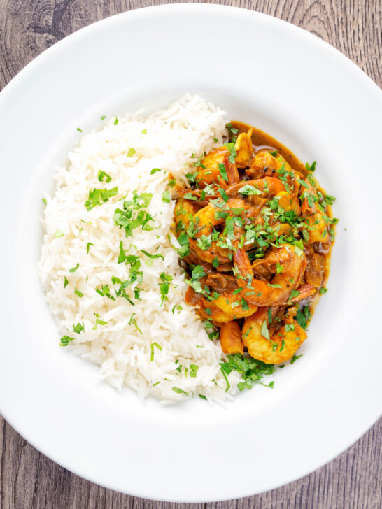 Overhead quick and easy Indian inspired prawn curry.