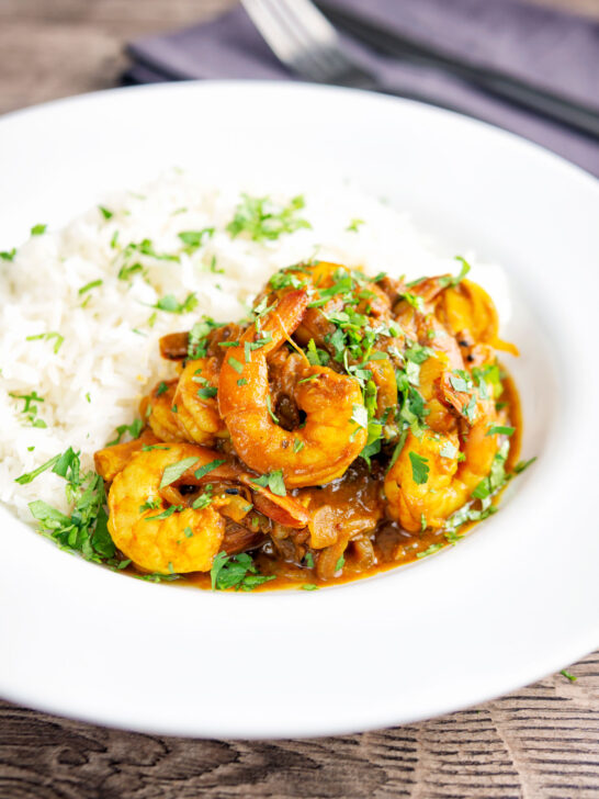 Quick and easy Indian inspired prawn curry.