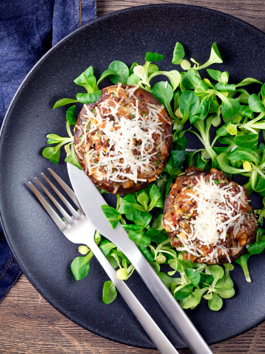 Stuffed Portobello Mushrooms with Mince Beef - Krumpli