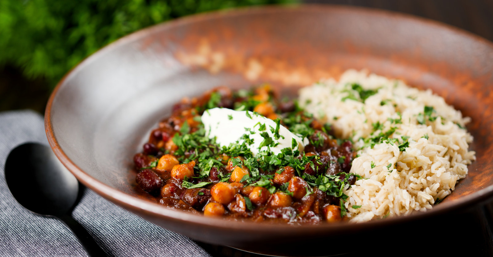 Chickpea and Kidney Bean Chilli (Vegan) Krumpli