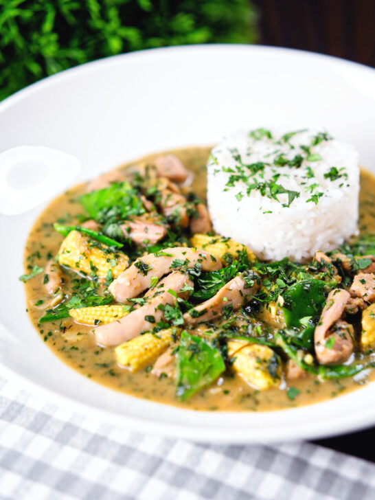 Easy Thai green chicken curry with mangetout and baby corn.