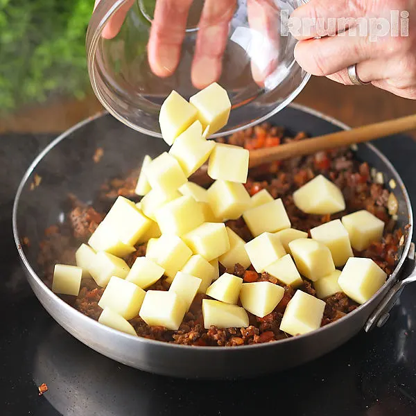 Picadillo process shots 11 of 17