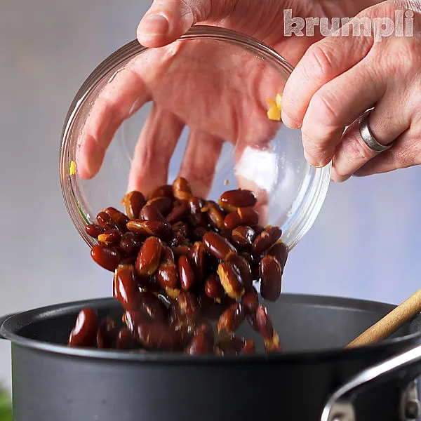 Rajma Masala process shots 14 of 17