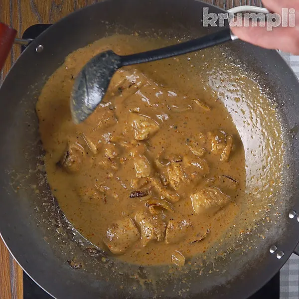 Satay Chicken Curry process shots 8 of 16
