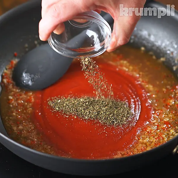 Tomato and Mascarpone Pasta process shots 6 of 12