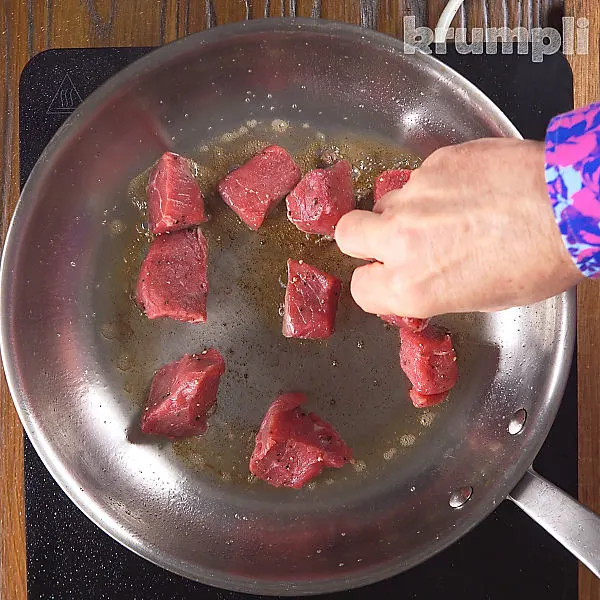 Carbonnade Flamande process shots 3 of 16