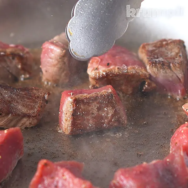Carbonnade Flamande process shots 4 of 16