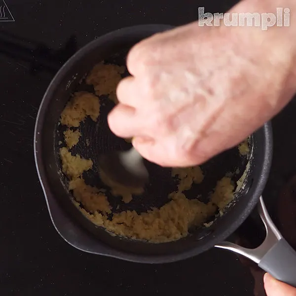 Cauliflower Cheese Pasta Bake process shots 6 of 20