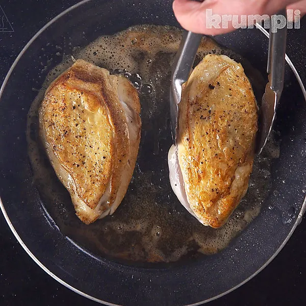 Chicken Breast in Tomato Sauce process shots 2 of 9