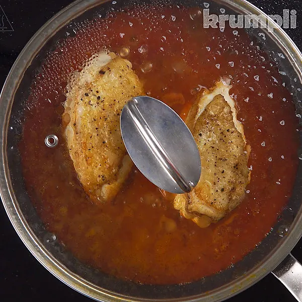 Chicken Breast in Tomato Sauce process shots 7 of 9
