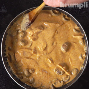 Chicken and Mushroom Stroganoff process shots 10 of 13