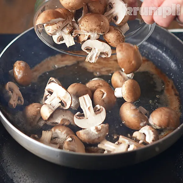 Chicken and Mushroom Stroganoff process shots 3 of 13