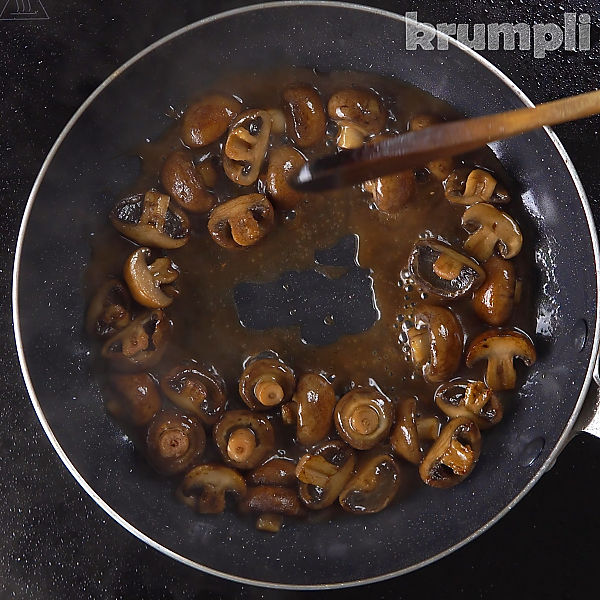 Chicken and Mushroom Stroganoff process shots 6 of 13