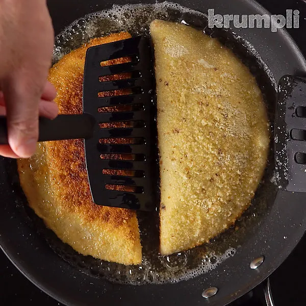 Crispy Pancakes process shots 22 of 22