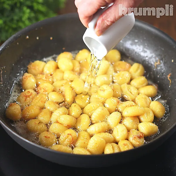 Fried Gnocchi process shots 7 of 15