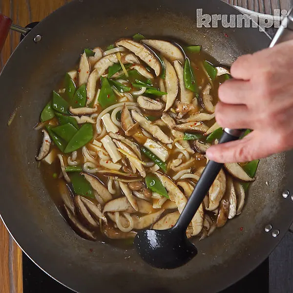 Miso Noodle Soup process shots 10 of 12