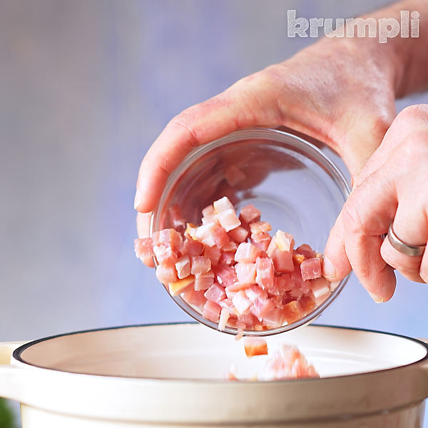 Paprikas Krumpli process shots 1 of 17